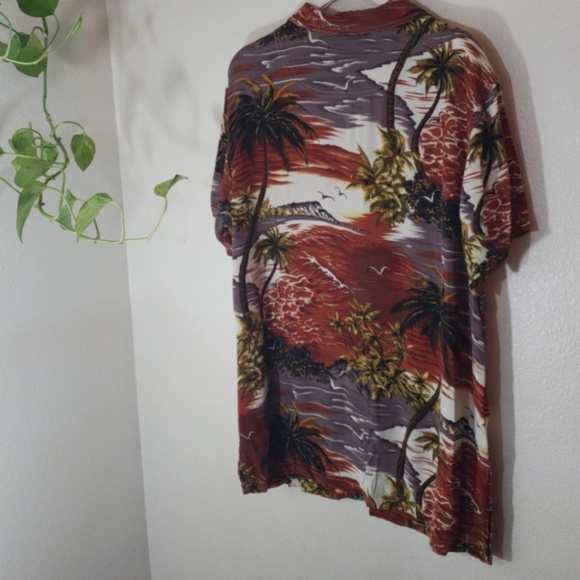 Sport Button Down Tropical Hawaiian Print - Picture 3 of 4